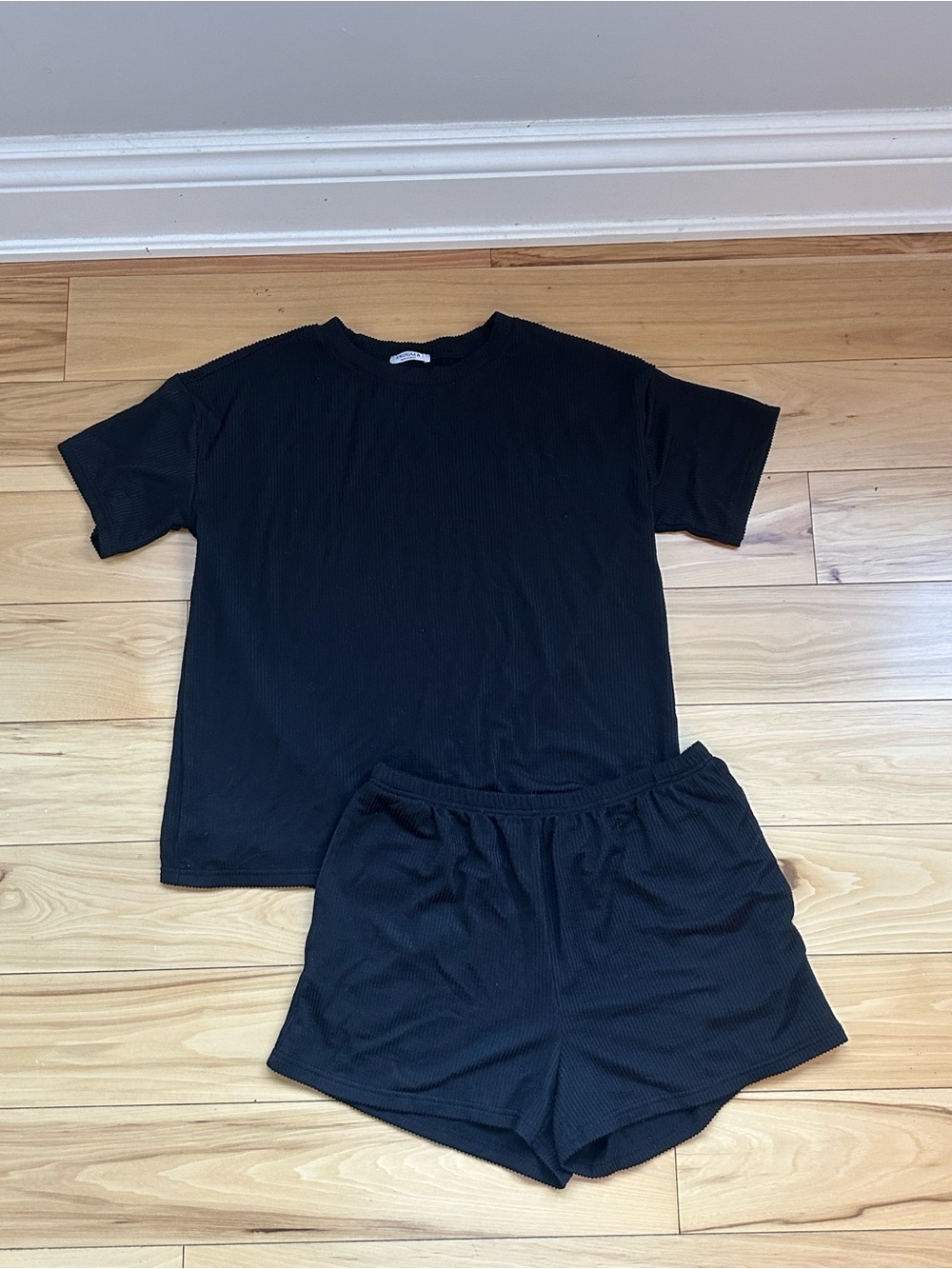 Women’s Black Ribbed Lounge Set